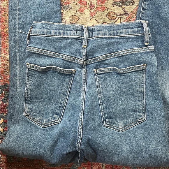 Agolde Pinch Waist Skinny Jeans Size 26 A165B-1256
Cut 54666 - Picture 9 of 11